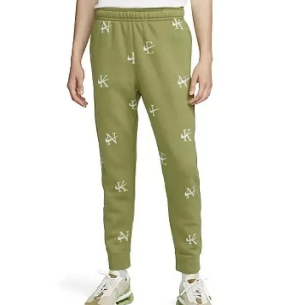 Nike Sportswear Men’s Club All Over Print Green Jogger Pants  Size XL
